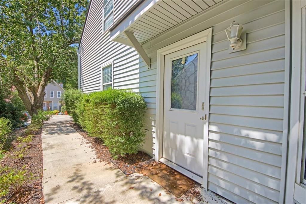5140 Laurel Bridge Court