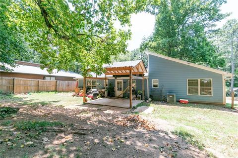 A home in Lilburn