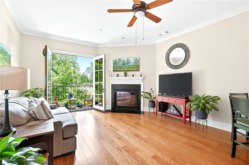 351 Washington Avenue NE 205