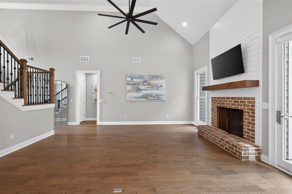 Gainesville, Georgia, 30506, United States, 5 Bedrooms Bedrooms, ,5 BathroomsBathrooms,Residential,Active,2044609