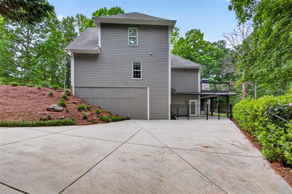 Gainesville, Georgia, 30506, United States, 5 Bedrooms Bedrooms, ,5 BathroomsBathrooms,Residential,Active,2044609