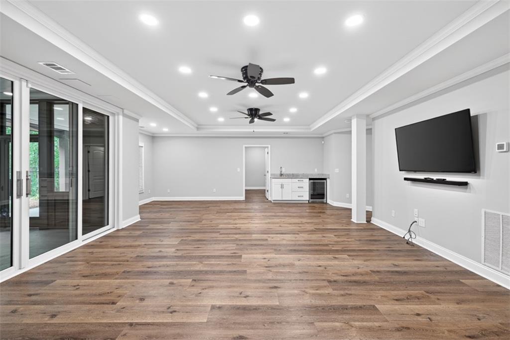 Gainesville, Georgia, 30506, United States, 5 Bedrooms Bedrooms, ,5 BathroomsBathrooms,Residential,Active,2044609
