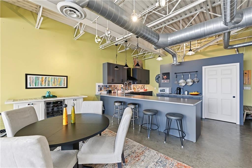5200 Peachtree Road 3313