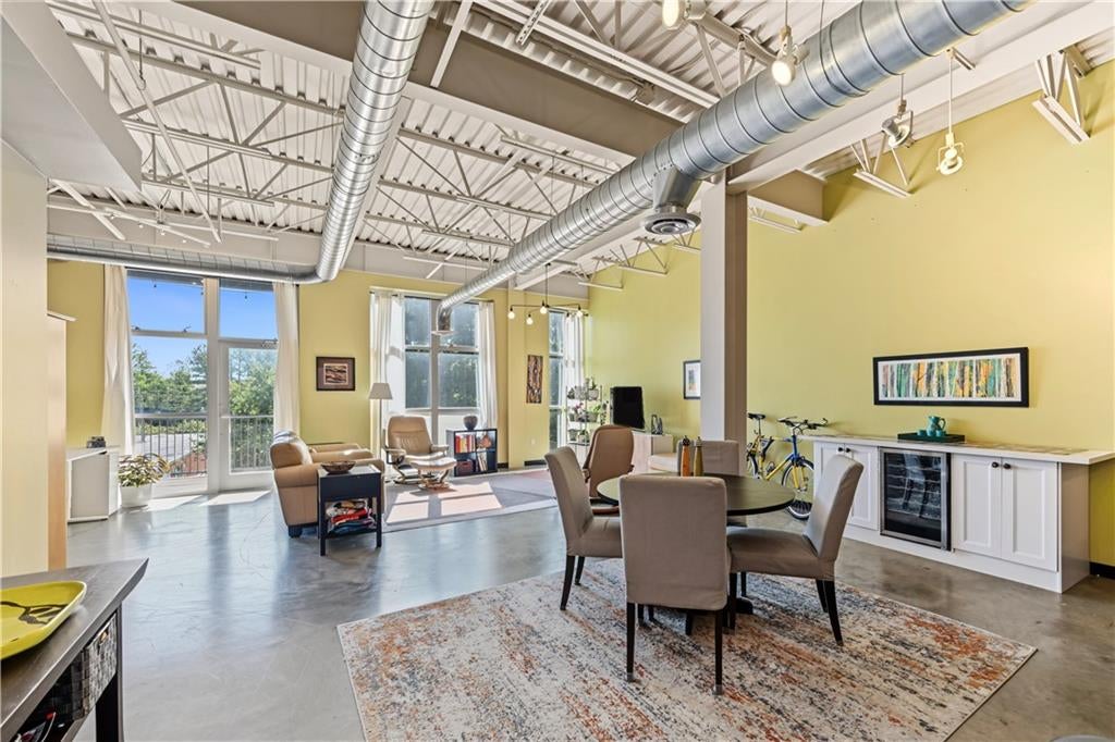 5200 Peachtree Road 3313