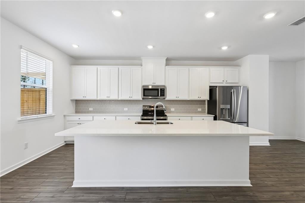 623 Oak Bluff Drive