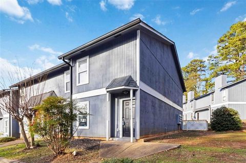 2340 Beaver Ruin Road 16 Norcross GA 30071