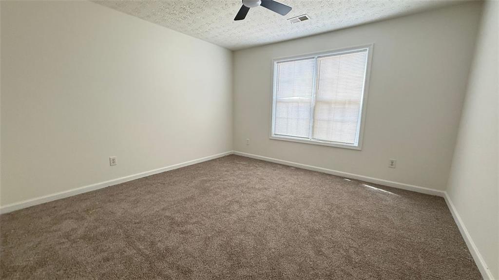 484 LISA Circle