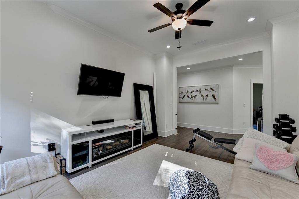 Hutchins Carson - Residential