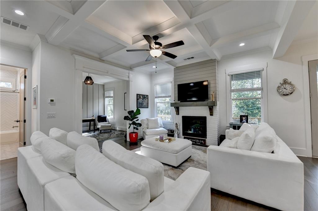 Hutchins Carson - Residential