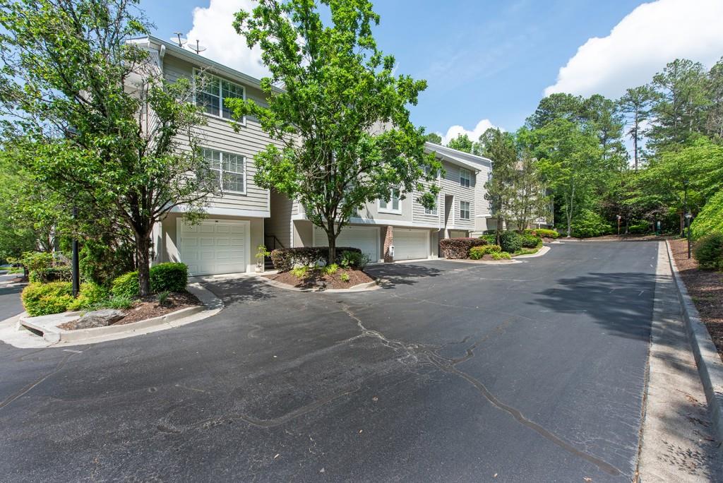 4252 River Green Drive #501, Atlanta, Georgia image 2