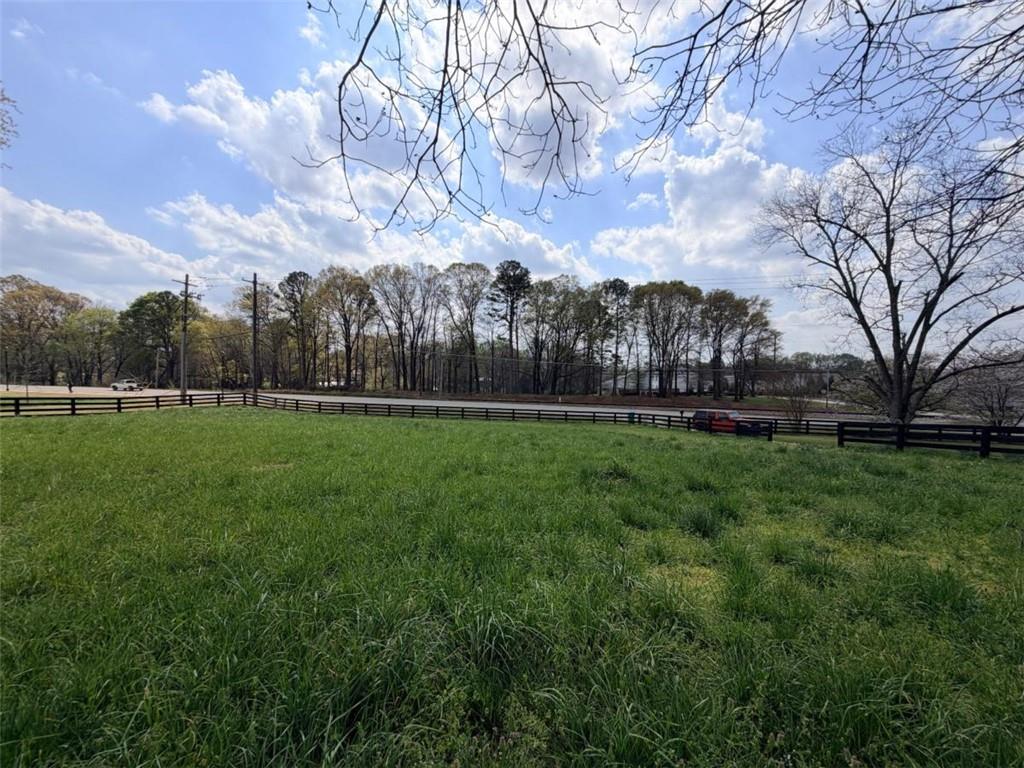 662 Old Gainesville Highway