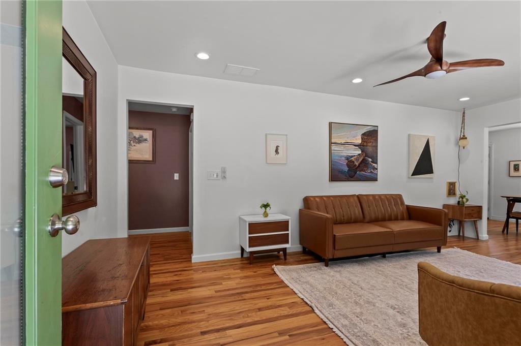 1490 Woodland Avenue SE