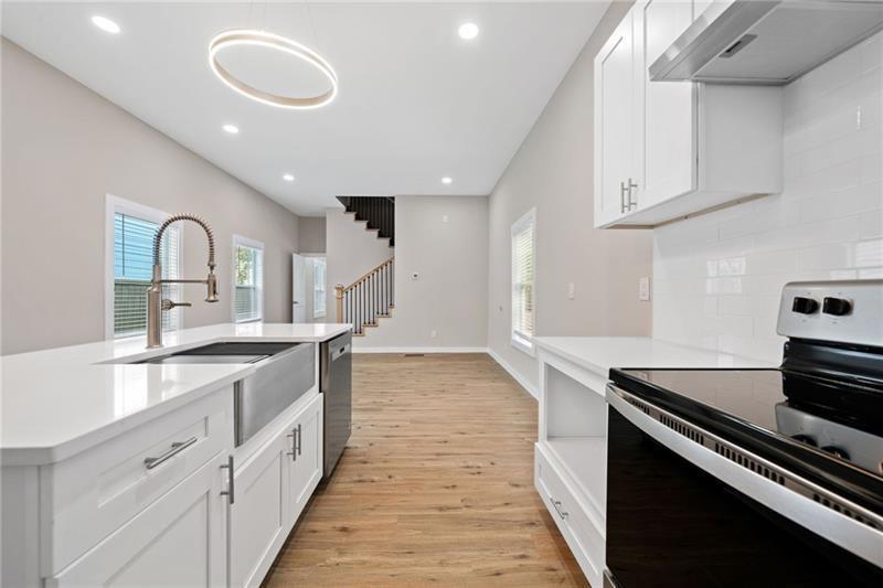 962 Welch Street, Atlanta, Georgia image 7