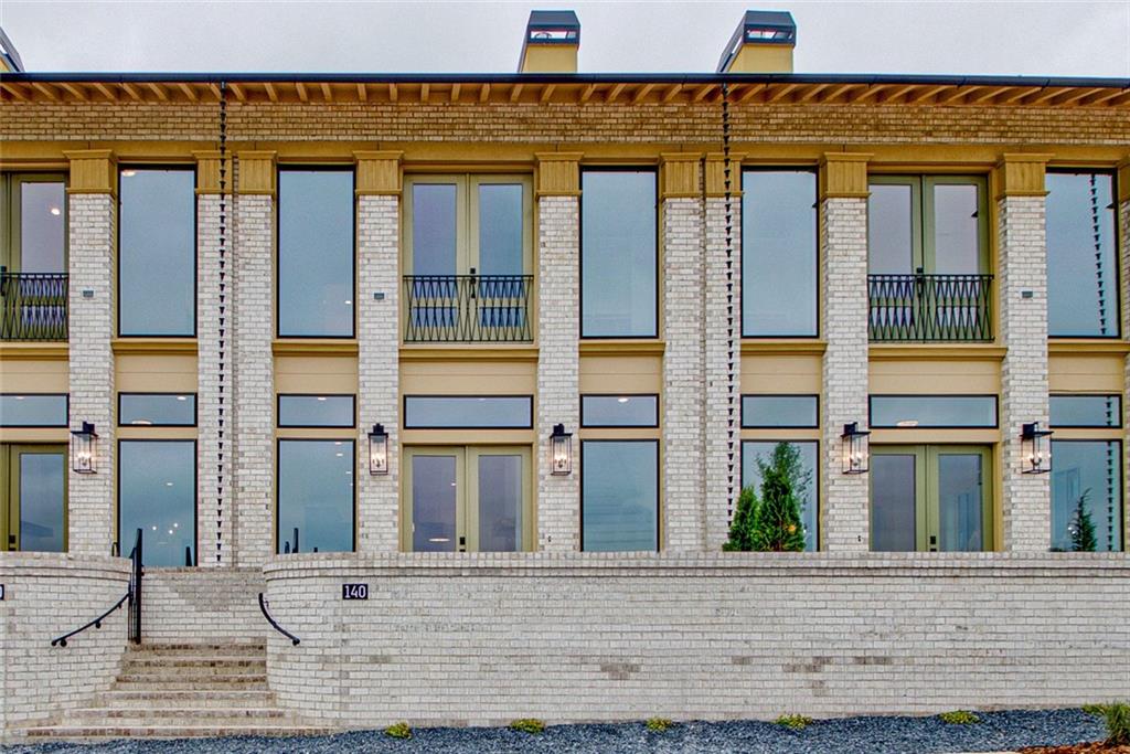 140 Rolison Way
