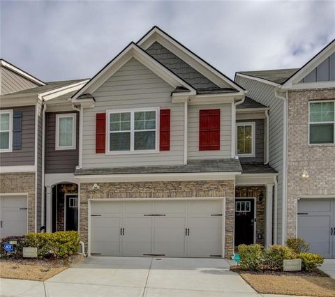 Townhouse For Sale - 7732 Baron Road<br/> Fairburn, GA 30213