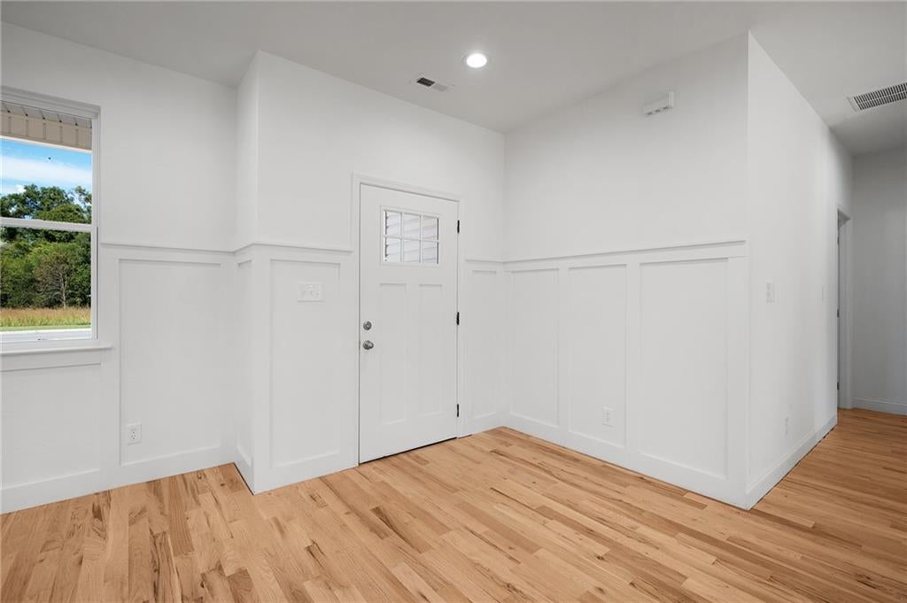 316 Larkspur Drive SW