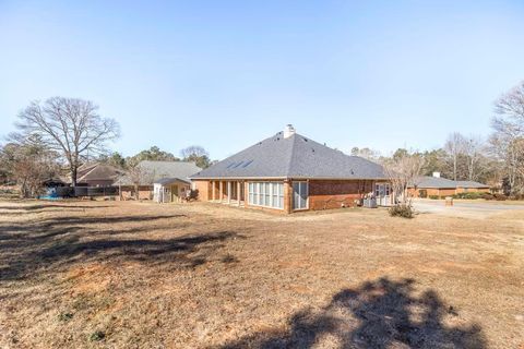 A home in Warner Robins