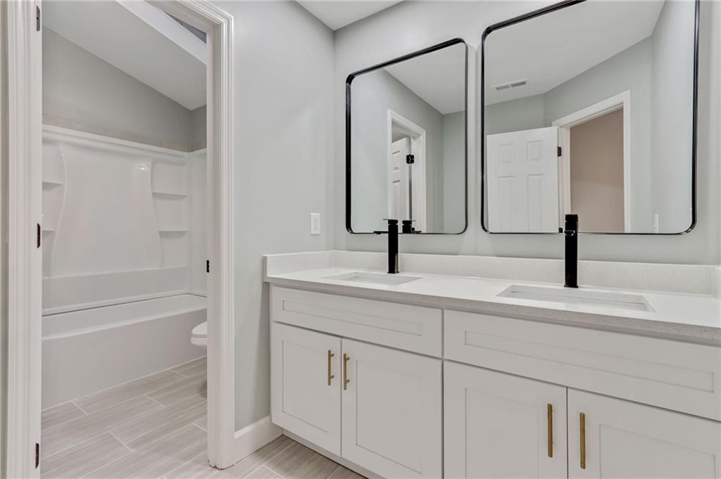 West Hampton - Residential