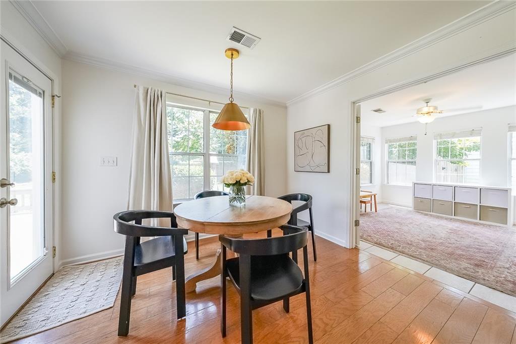 11085 Crabapple Lake Drive