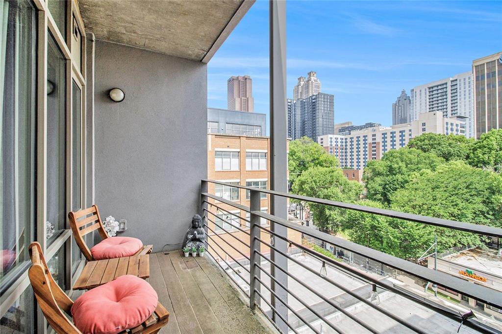 171 Auburn Avenue NE 521