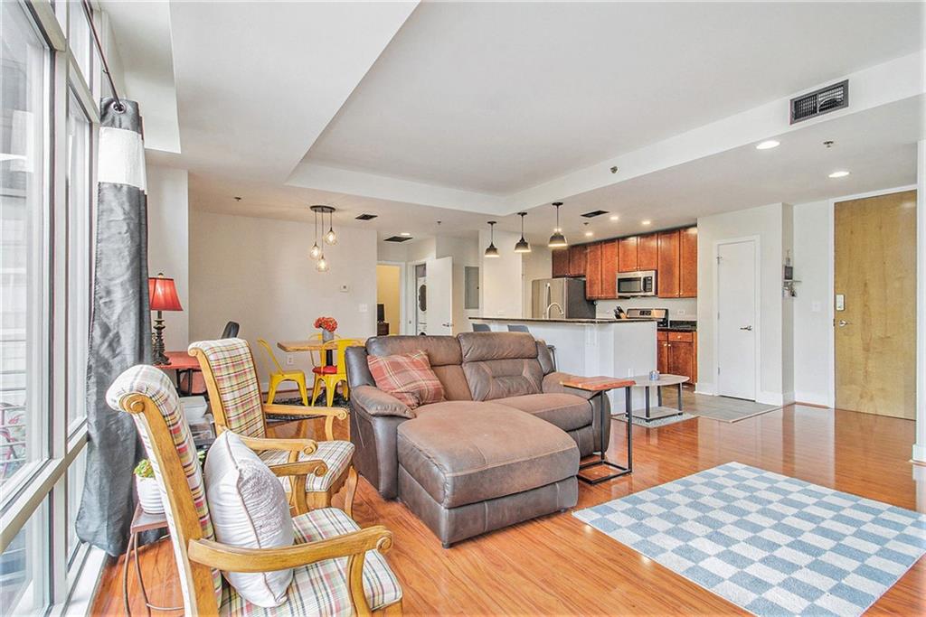 171 Auburn Avenue NE 521