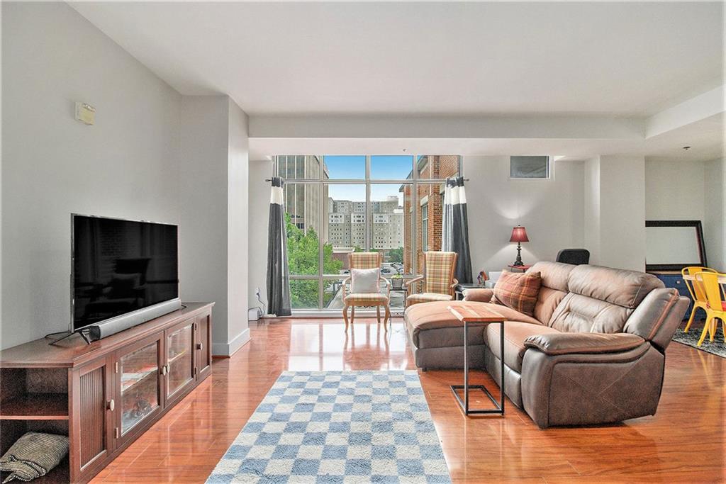 171 Auburn Avenue NE 521