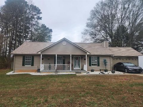 Homes For Sale - 932 Century Oak Drive<br/> Barrow County, Winder, GA 30680
