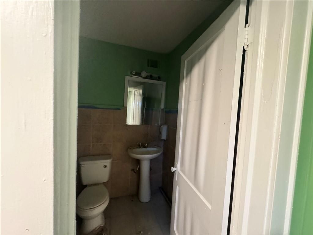 Photo of 1292 Ralph David Abernathy Boulevard, Atlanta, GA 30310 (MLS # 7685180)