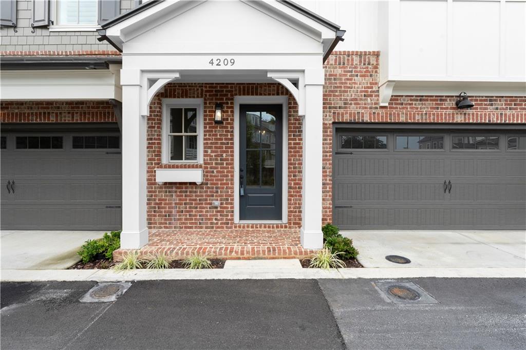 4209 Legacy Lane