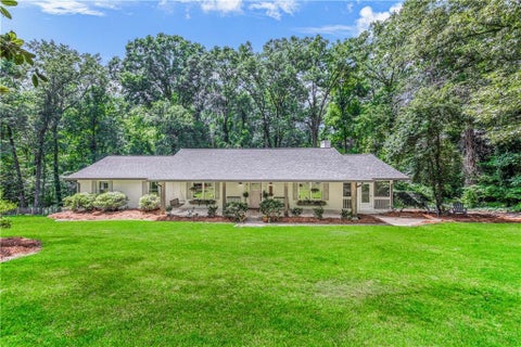 Homes For Sale - 174 Sunset Place<br/> Canton, GA 30114