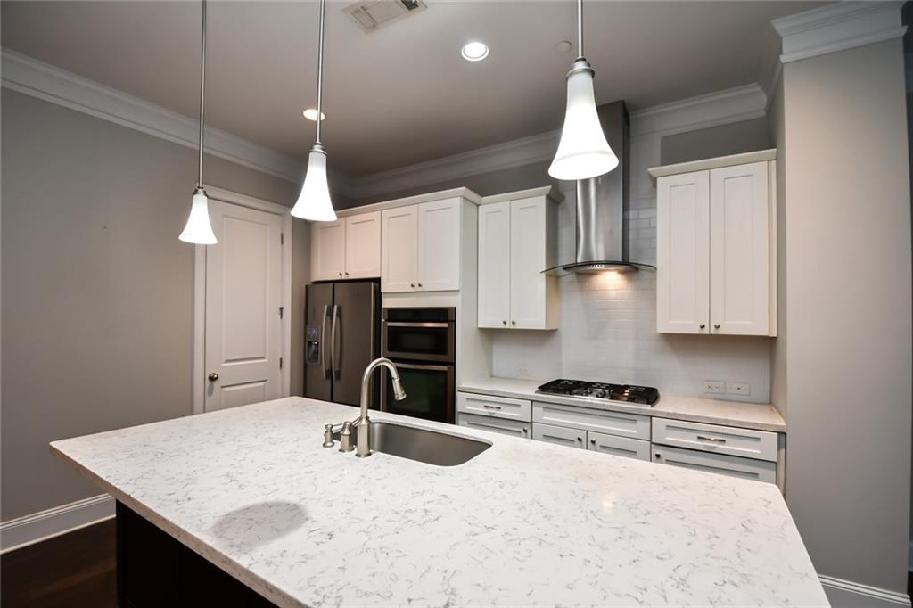 198 Alderwood Point