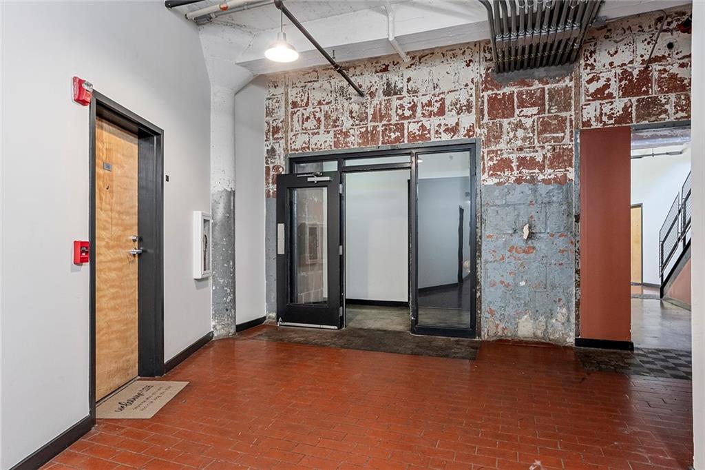 881 Memorial Drive SE 310