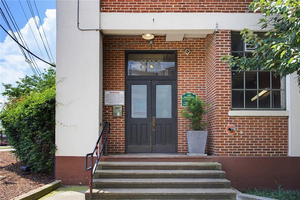 881 Memorial Drive SE 310