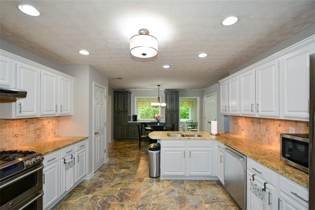 132 Picketts Creek Drive, Acworth, Georgia image 10