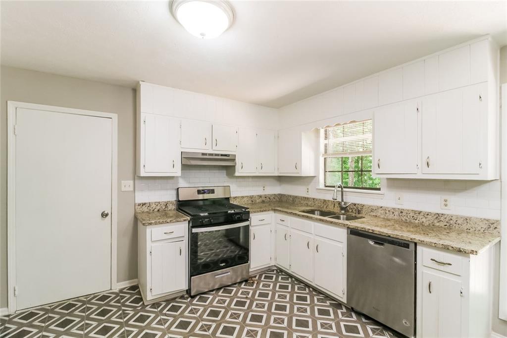 6957 Cedar Hill Court