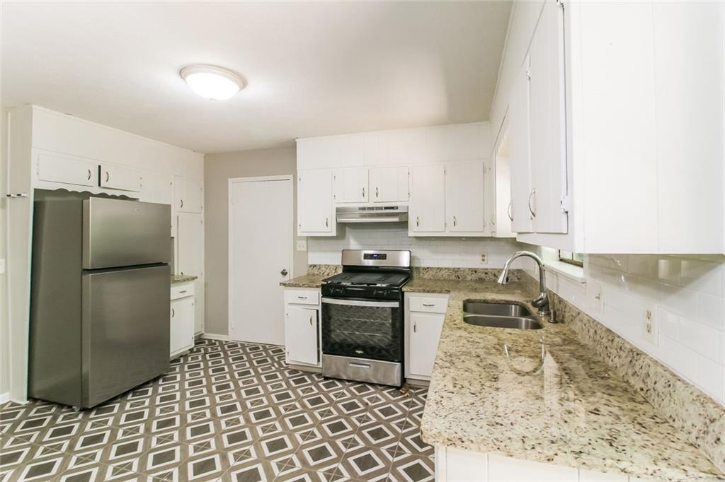 6957 Cedar Hill Court