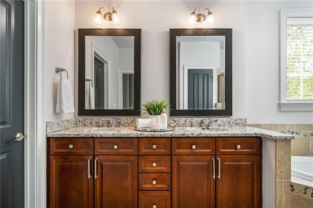 1233 Ashford Creek Park, Atlanta, Georgia image 21