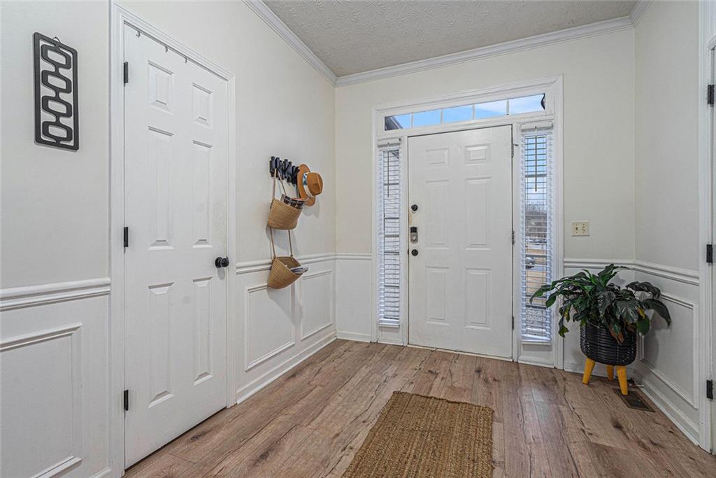 350 Lazy Willow Lane