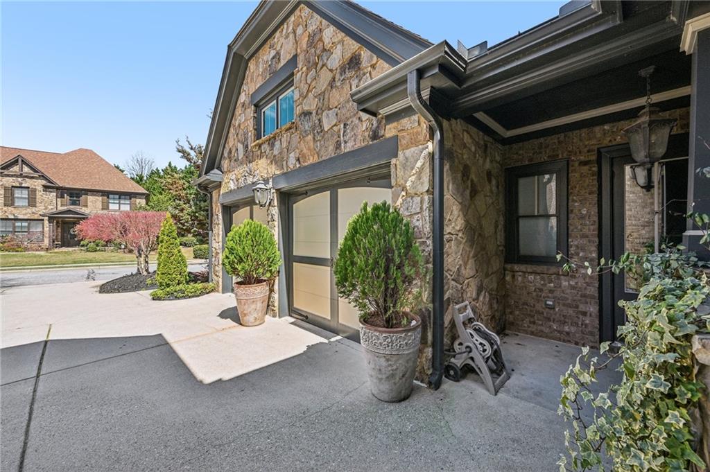 5030 Habersham Hills Drive