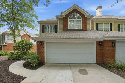 Townhouse For Sale - 29 Hall Manor<br/> Alpharetta, GA 30022