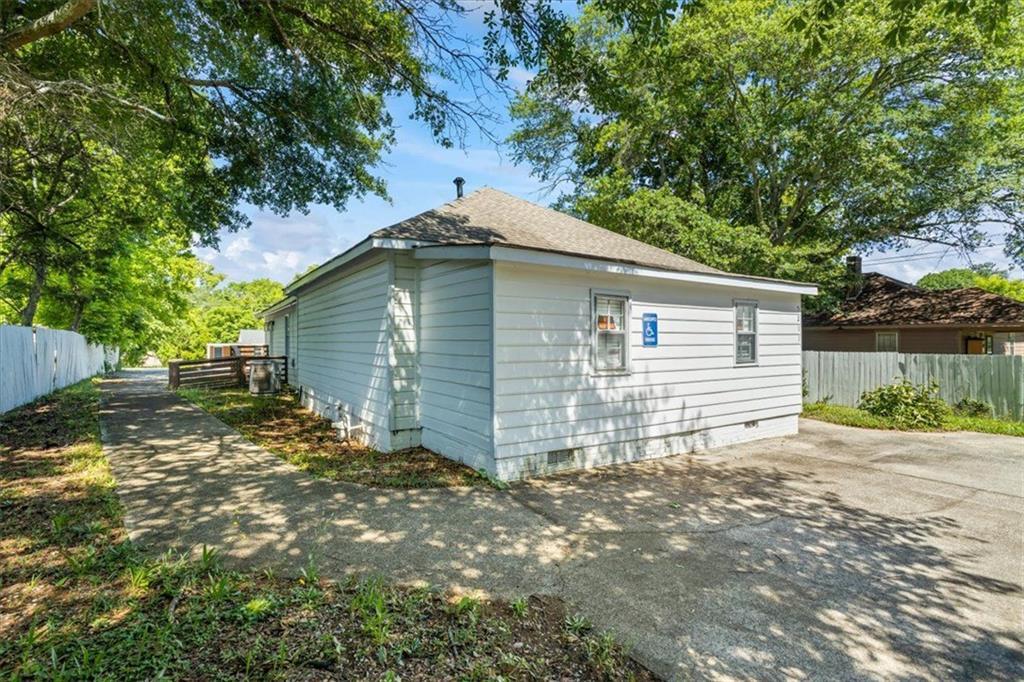 5211 ADAMS