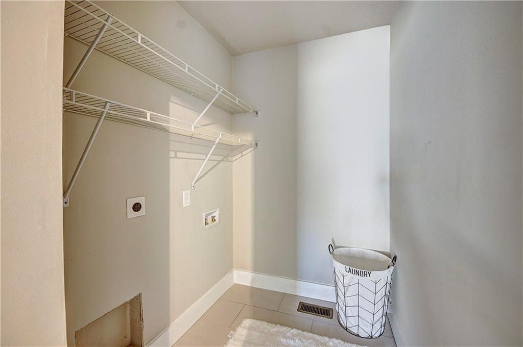 1988 Boulderview Drive SE