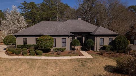 Homes For Sale - 164 Oak Mountain Parkway<br/> Carrollton, GA 30116