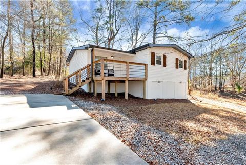 Homes For Sale - 321 Pine Avenue<br/> Commerce, GA 30529