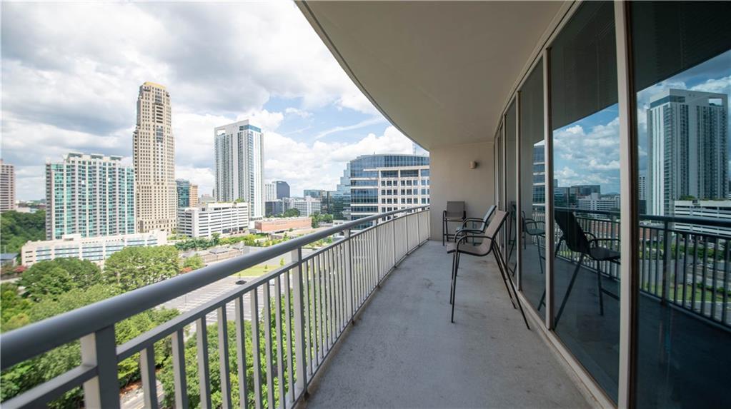 3338 Peachtree Road NE 1506