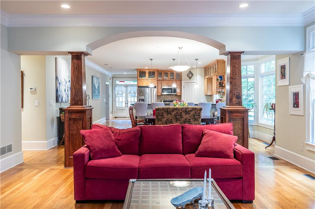 655 Moreland Avenue, Atlanta, Georgia image 12