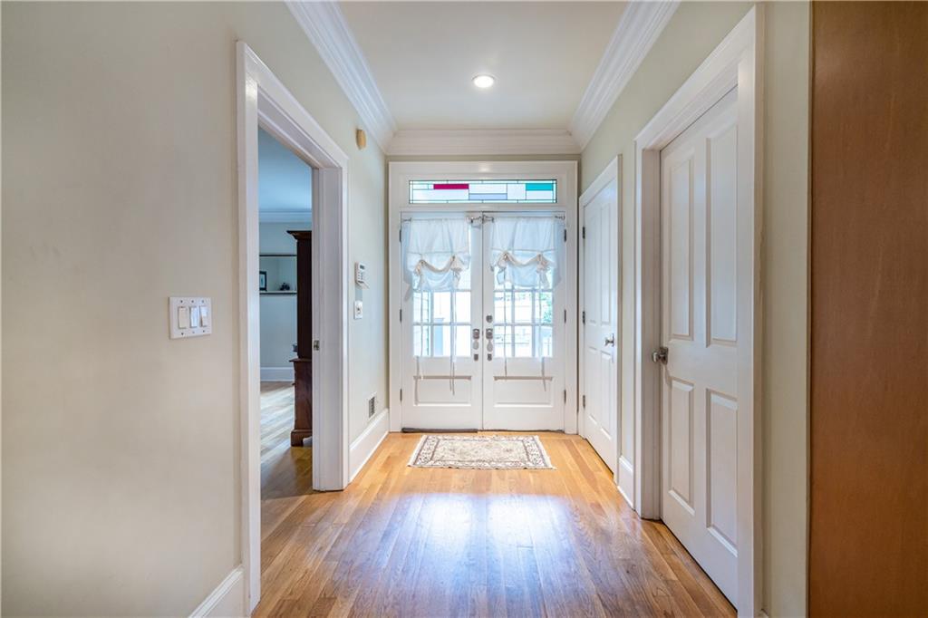 655 Moreland Avenue, Atlanta, Georgia image 8