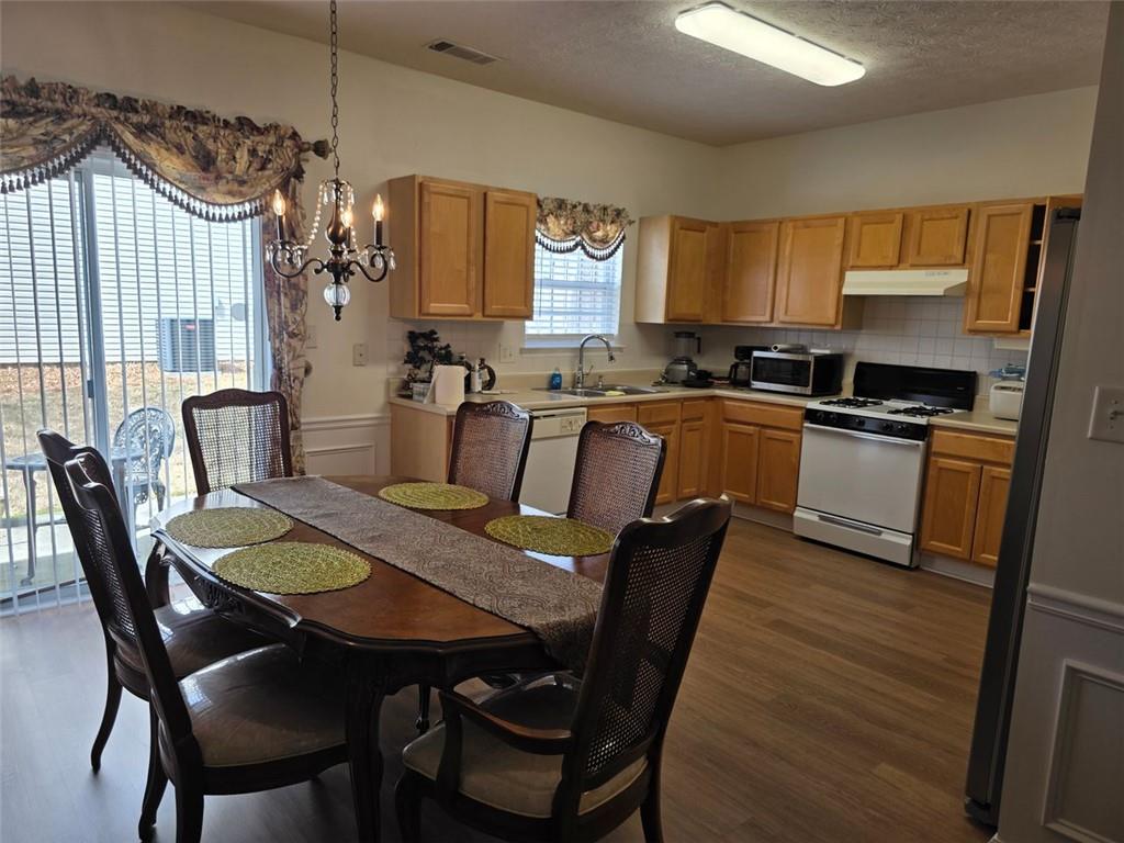 3828 Dandridge Way, Duluth, Georgia image 6