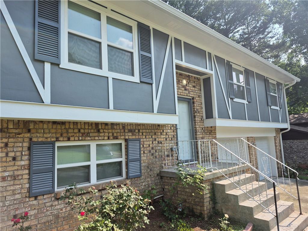 3975 Northstrand Drive