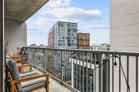 Condo For Sale - 44 Peachtree Place #1225<br/> Atlanta, GA 30309